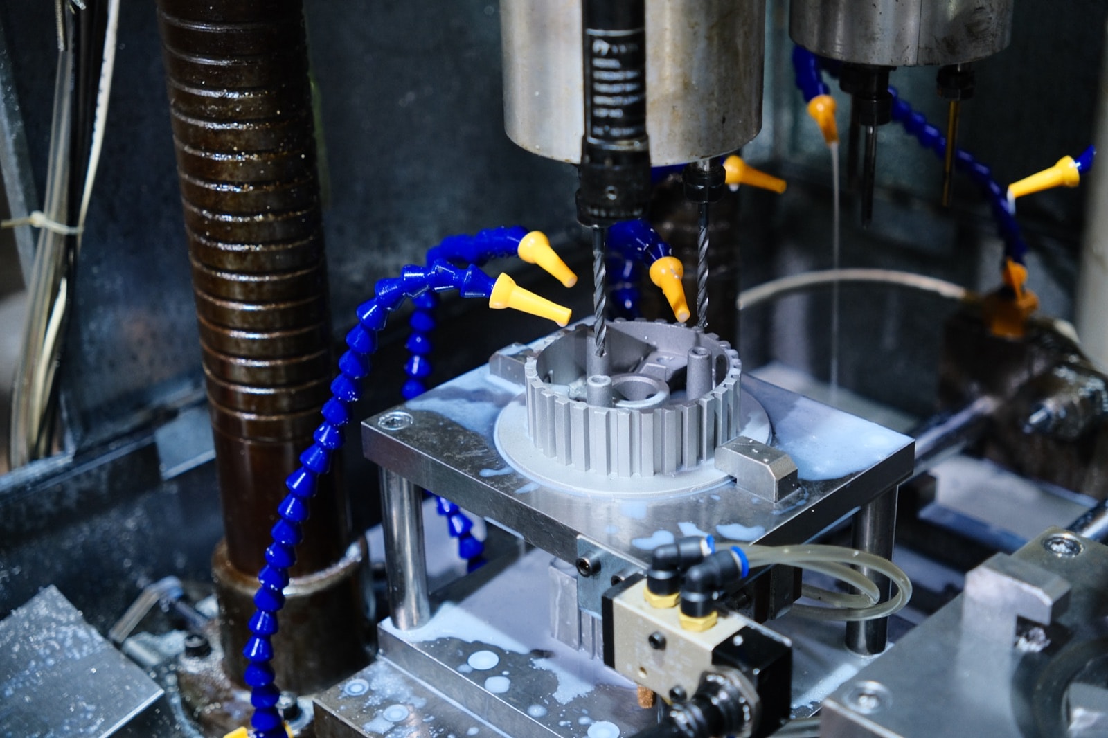 CNC 精密加工